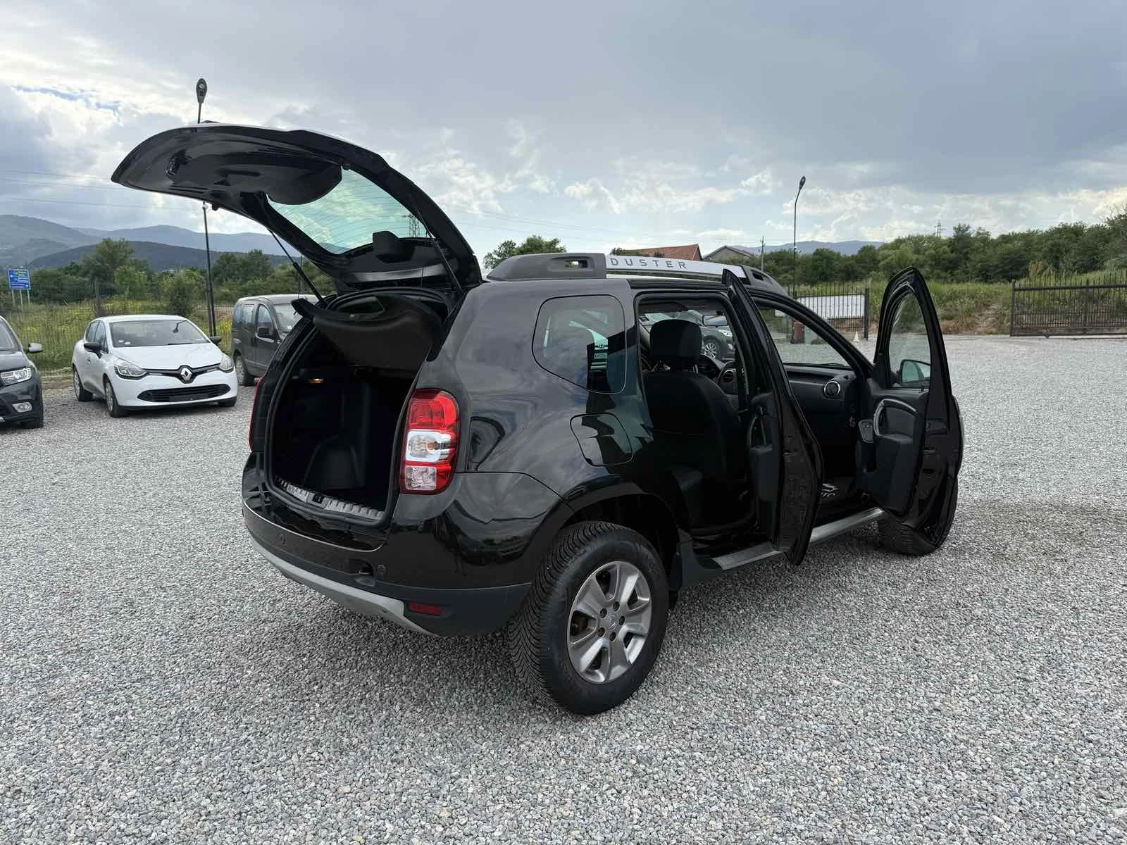 Dacia Duster 1.5, Euro 6, Нов внос - изображение 6
