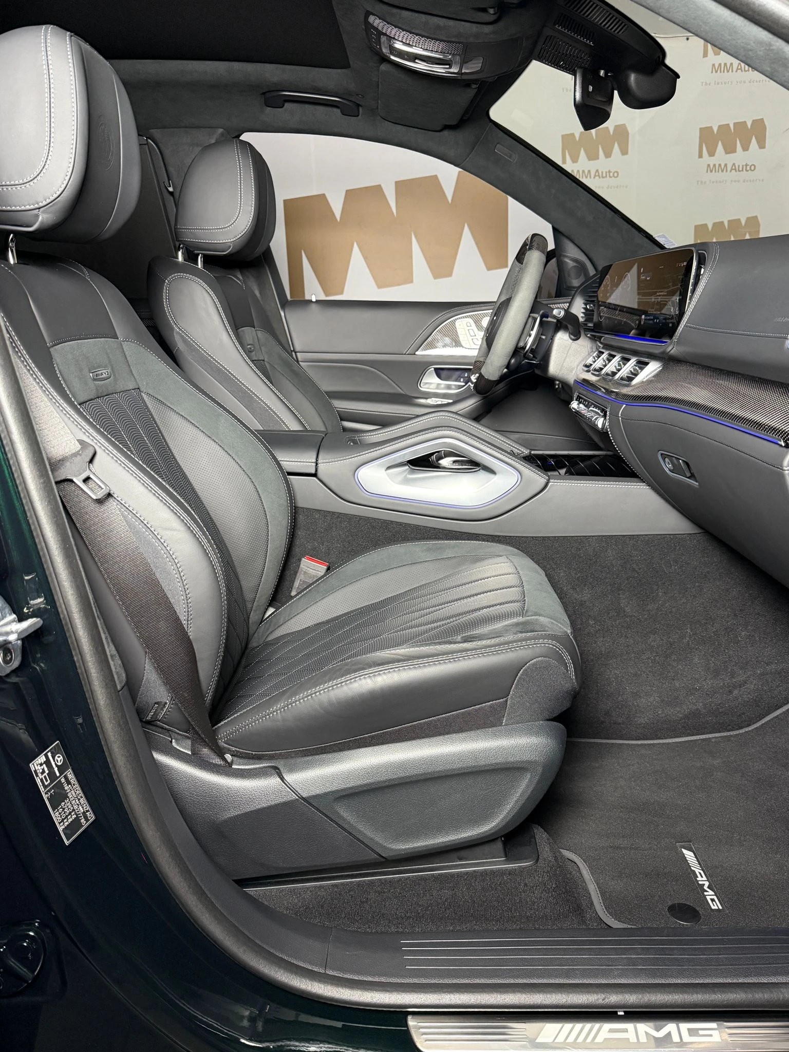 Mercedes-Benz GLS 63 AMG 4Matic+ * Face* Carbon* Pano* HuD* Burmester - изображение 9