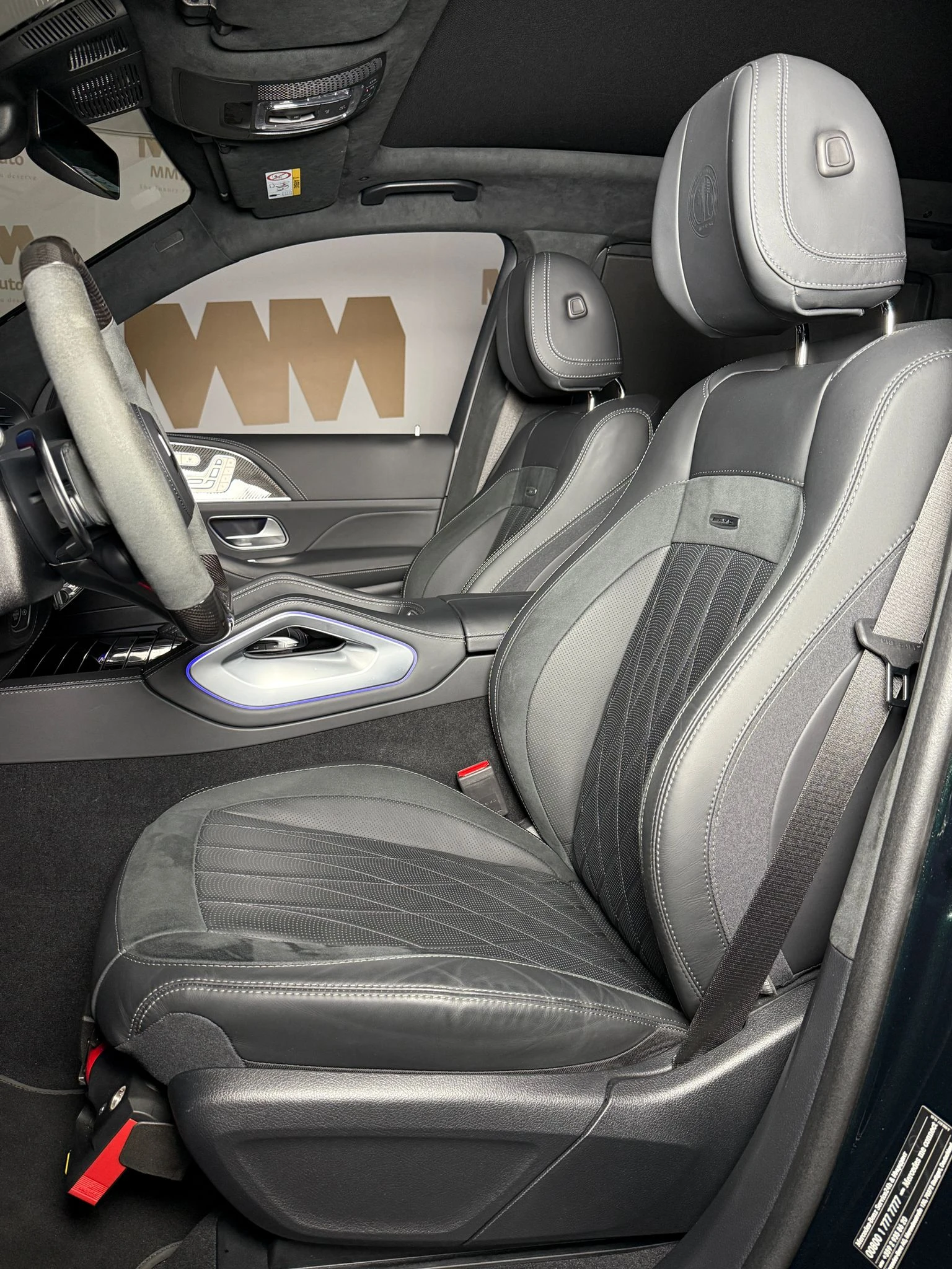 Mercedes-Benz GLS 63 AMG 4Matic+ * Face* Carbon* Pano* HuD* Burmester - изображение 7