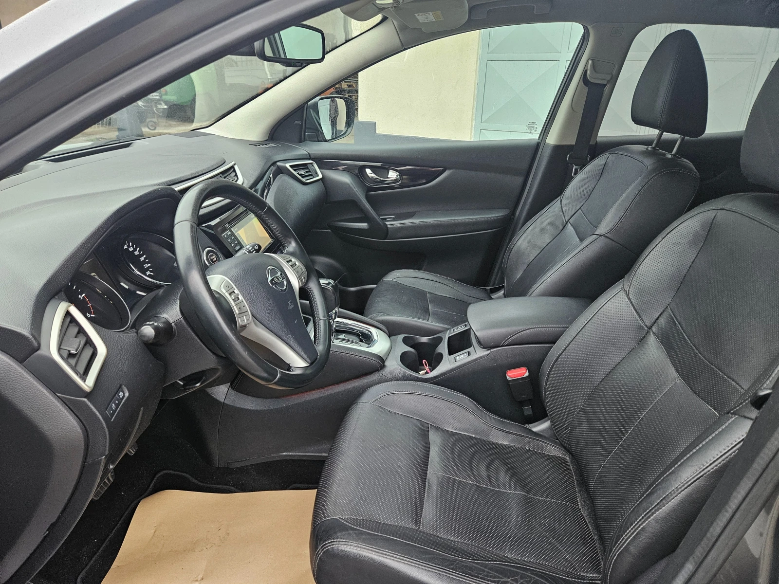 Nissan Qashqai 1.6 ��������� Keyless �������� ������ 360 ���� ��� | Mobile.bg � ����������� 10