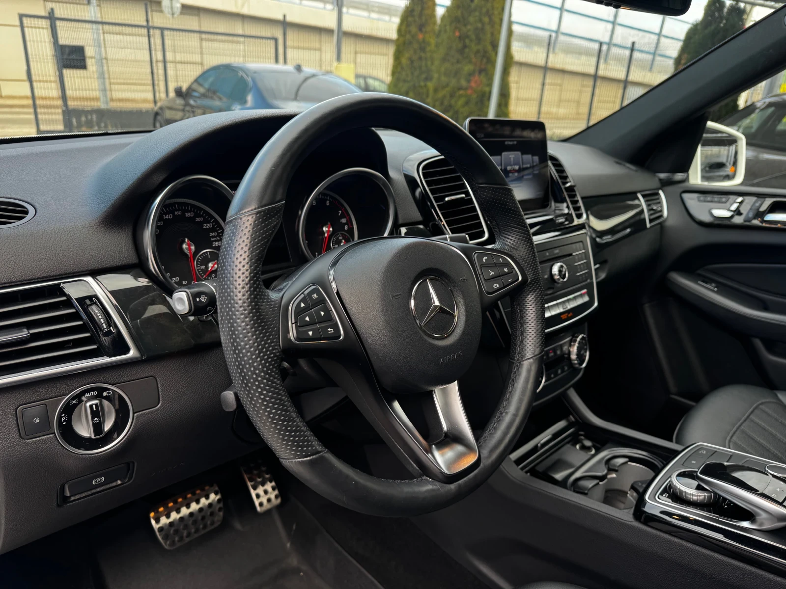 Mercedes-Benz GLE 400 4Matic AMG PANO Keyless 360 H/K AppleCarPlay - изображение 8