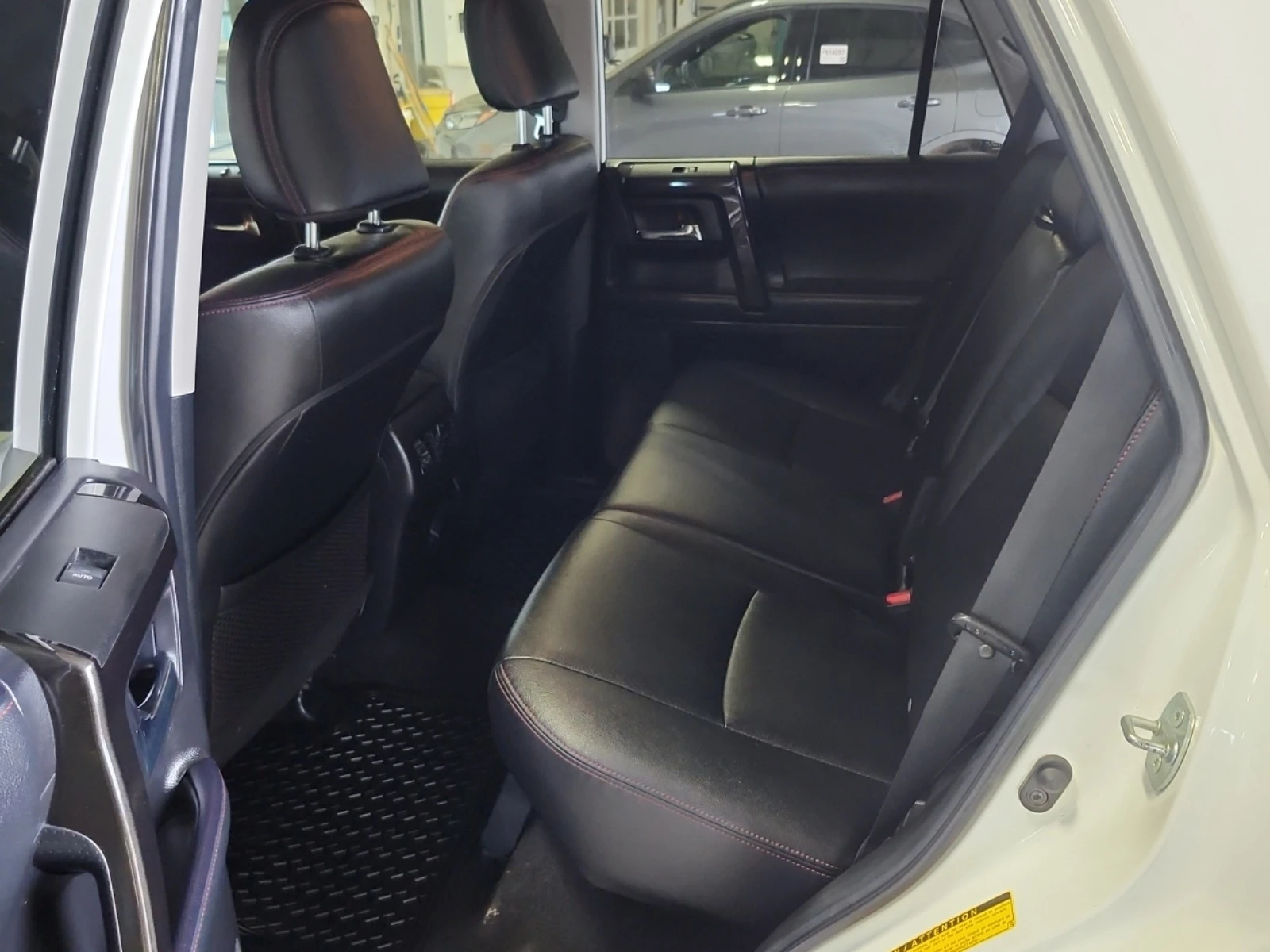 Toyota 4runner 4WD TRD PRO * 1 СОБСТВЕНИК * БЕЗ ИНЦИДЕНТИ * , снимка 12 - Автомобили и джипове - 54197614