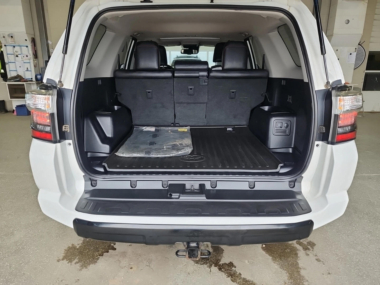 Toyota 4runner 4WD TRD PRO * 1 СОБСТВЕНИК * БЕЗ ИНЦИДЕНТИ * , снимка 5 - Автомобили и джипове - 54197614