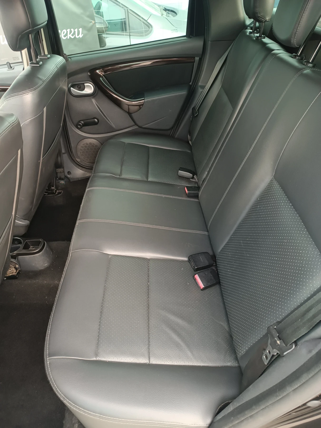 Dacia Duster 1, 5 dCi, 110, 6 ск.,  КОЖА, ЛИЗИНГ , снимка 12 - Автомобили и джипове - 54512579