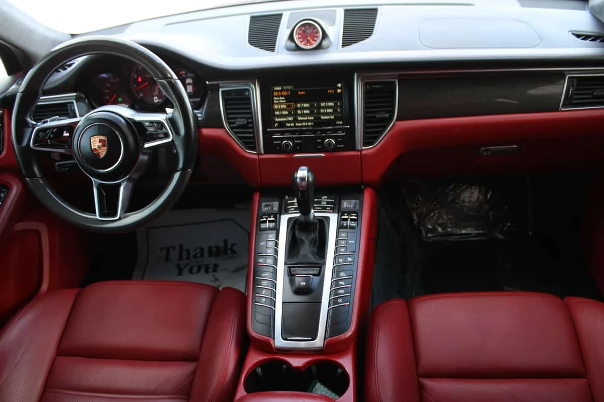 Porsche Macan * Turbo * , снимка 10 - Автомобили и джипове - 54845643