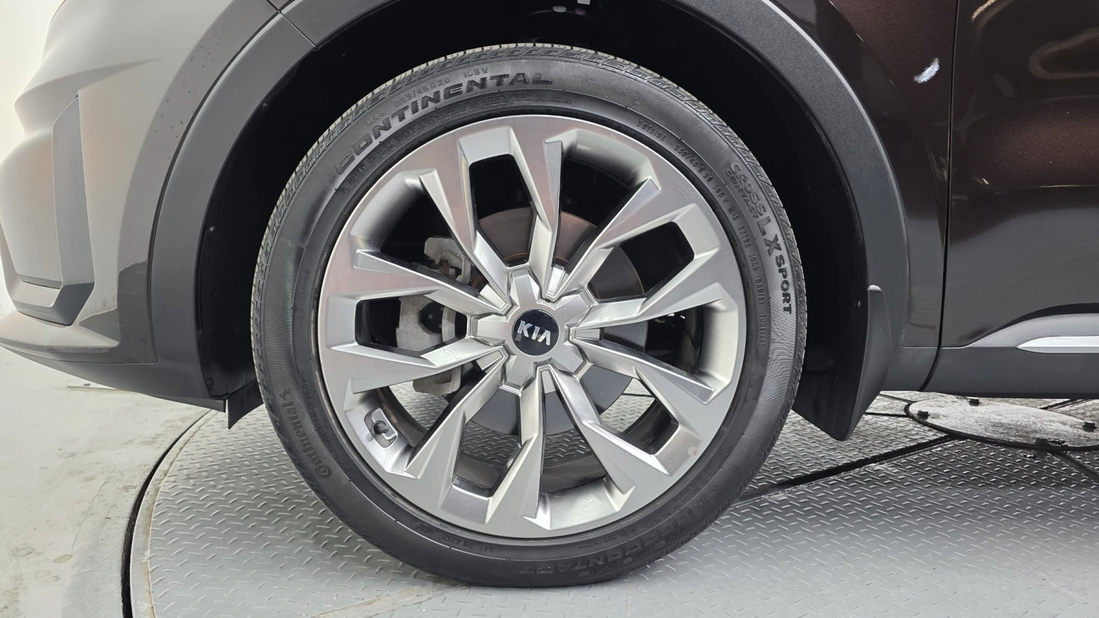 Kia Sorento 2.2* ЕЛ. БАГАЖНИК* BLIND SPOT* КРАЙНА ЦЕНА, снимка 5 - Автомобили и джипове - 55336575