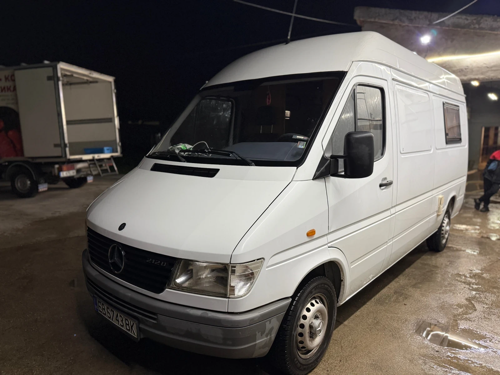 Mercedes-Benz 212 Без аналог на пазара! Уникат, снимка 4 - Бусове и автобуси - 54053620