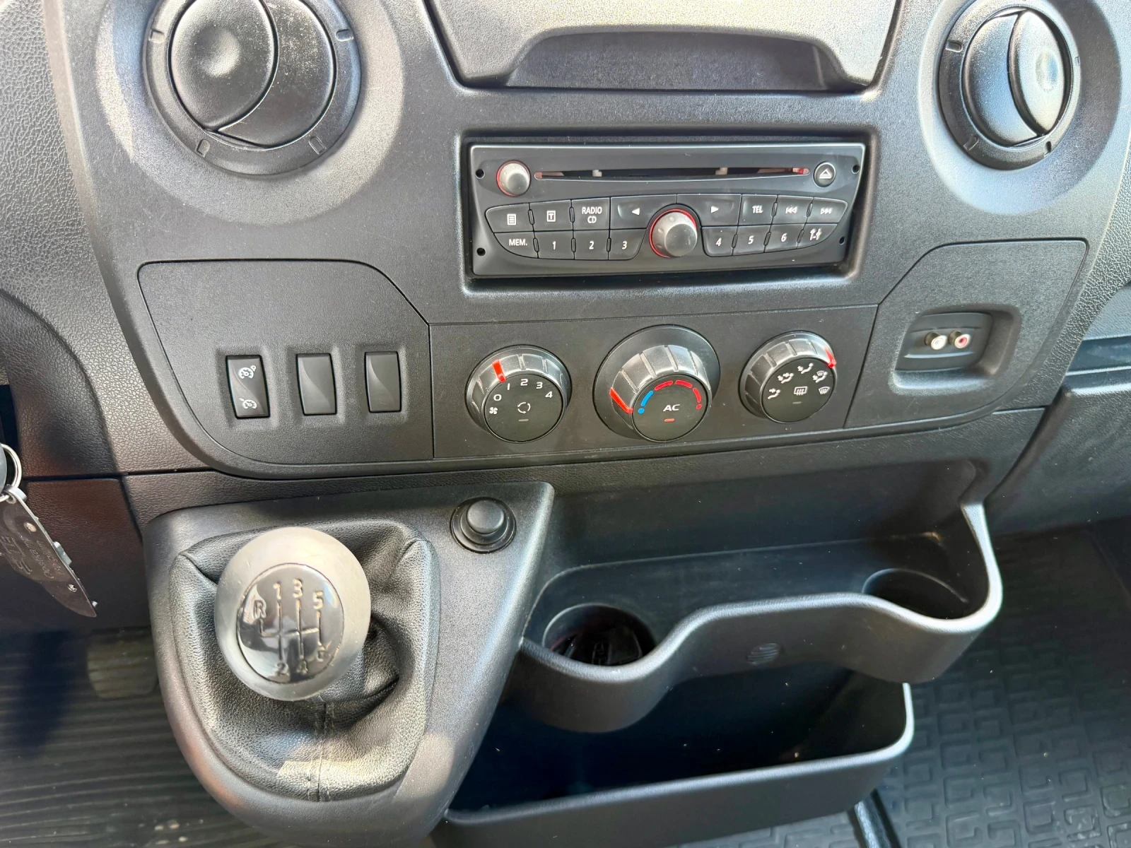 Renault Master 2.3DCI 125k -1 220v, снимка 9 - Бусове и автобуси - 55070434