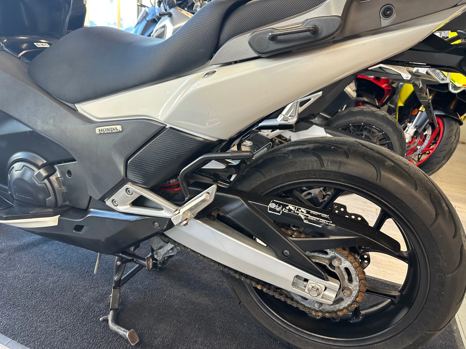 Honda Integra 750i ABS 04.2014�. | Mobile.bg � ����������� 11