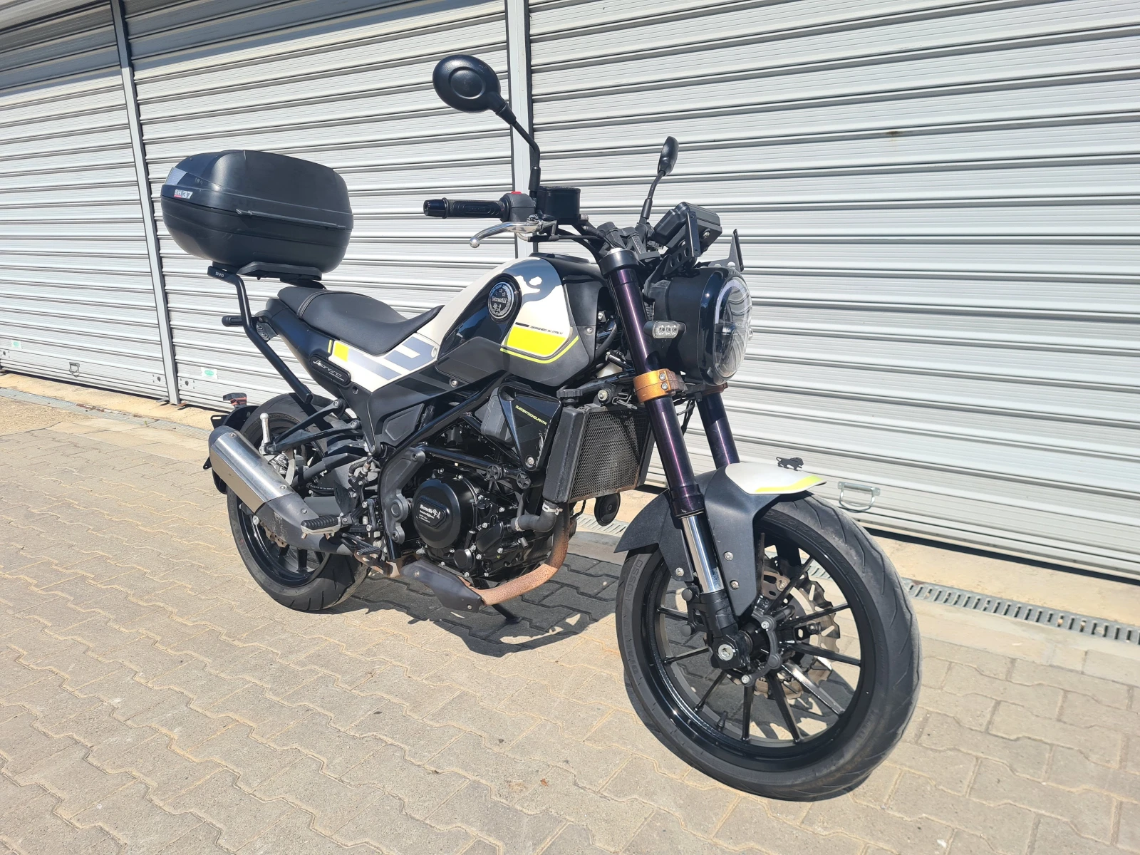 Benelli Cafe Racer Leoncino 250i ABS