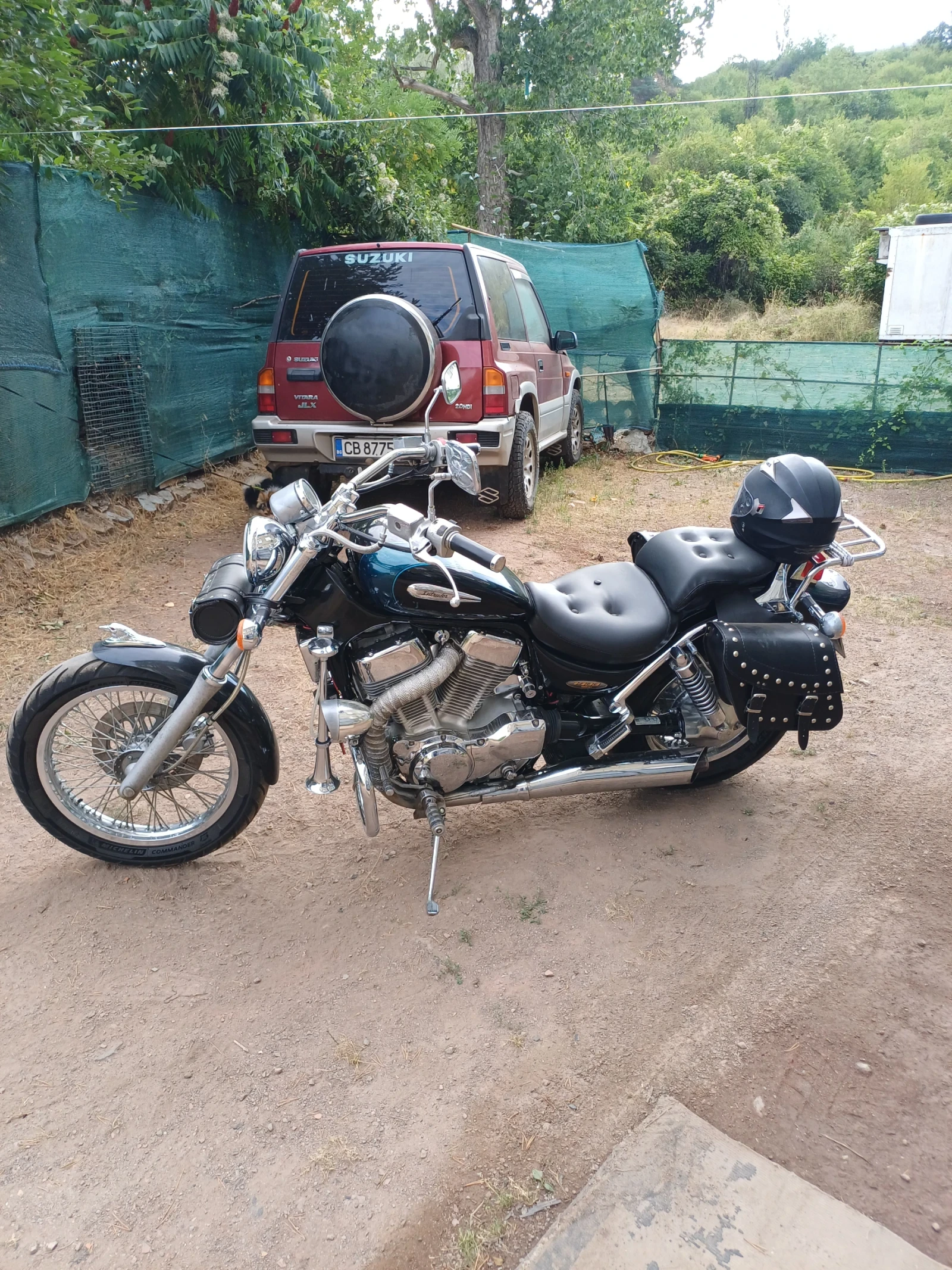 Suzuki Intruder, снимка 3 - Мотоциклети и мототехника - 55774571