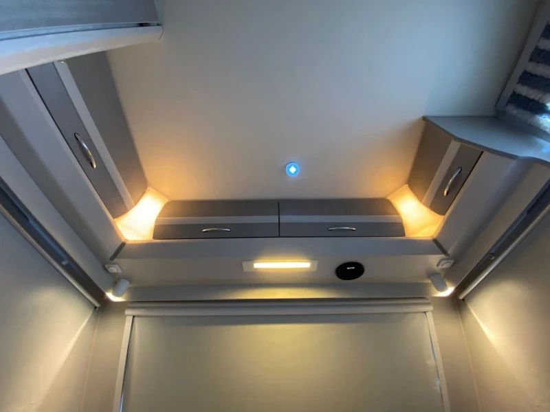 Каравана Beyerland Vitesse, снимка 11 - Каравани и кемпери - 52713626