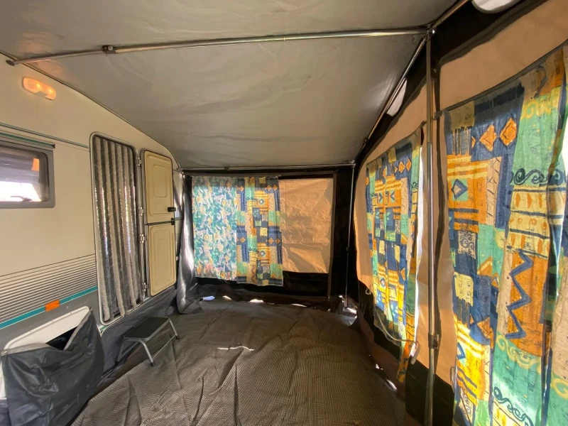 Каравана Beyerland Vitesse, снимка 16 - Каравани и кемпери - 52713626