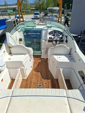 Моторна яхта Schachner Schaefer Phantom 245, снимка 2
