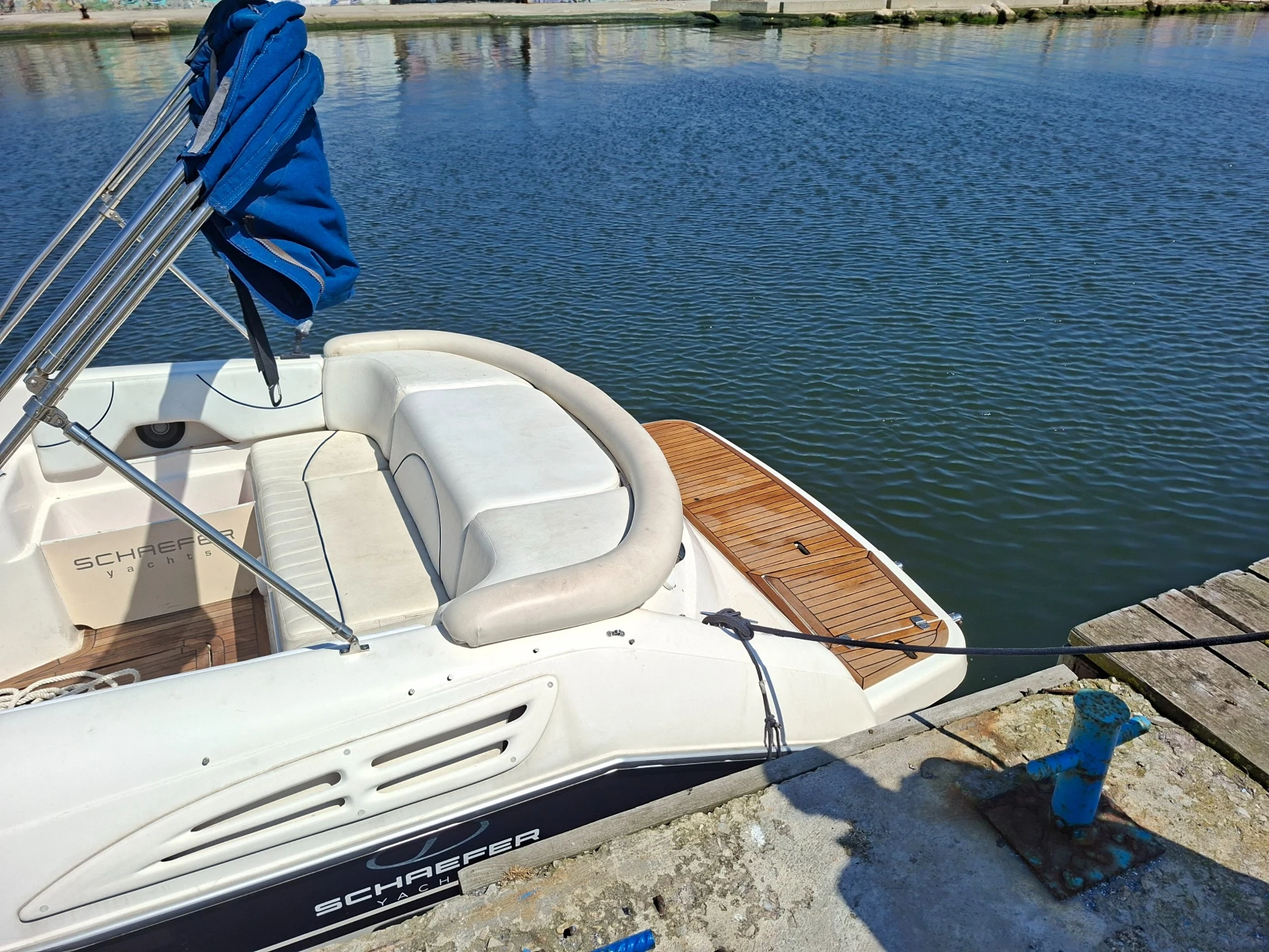 Моторна яхта Schachner Schaefer Phantom 245, снимка 15 - Воден транспорт - 54548525