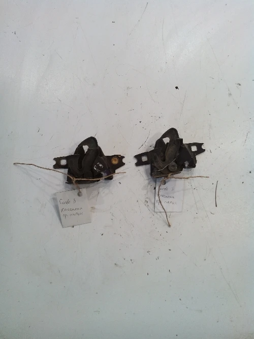 ключалка преден капак за Голф 3