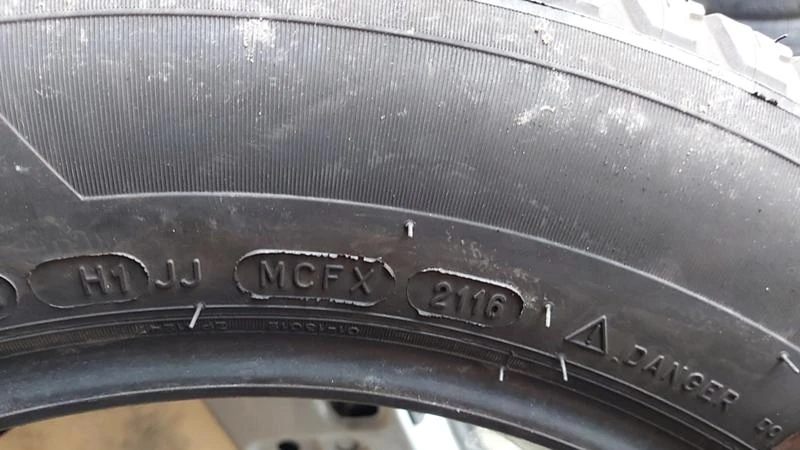 Гуми Летни 235/55R17, снимка 10 - Гуми и джанти - 27927885