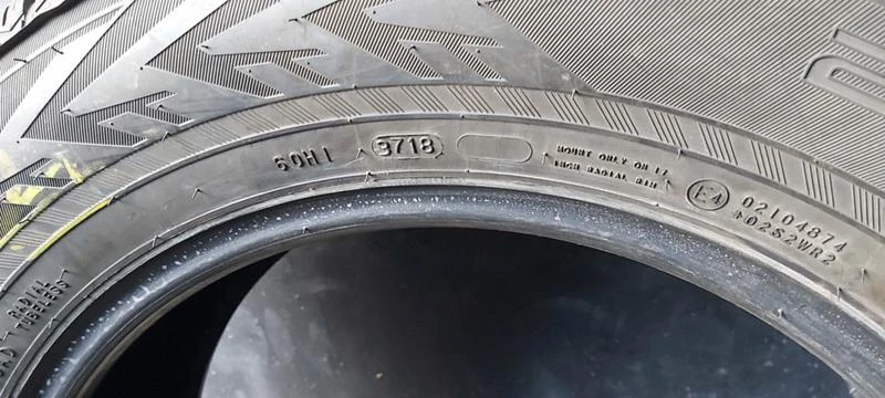 Гуми Зимни 225/65R17, снимка 7 - Гуми и джанти - 35136642