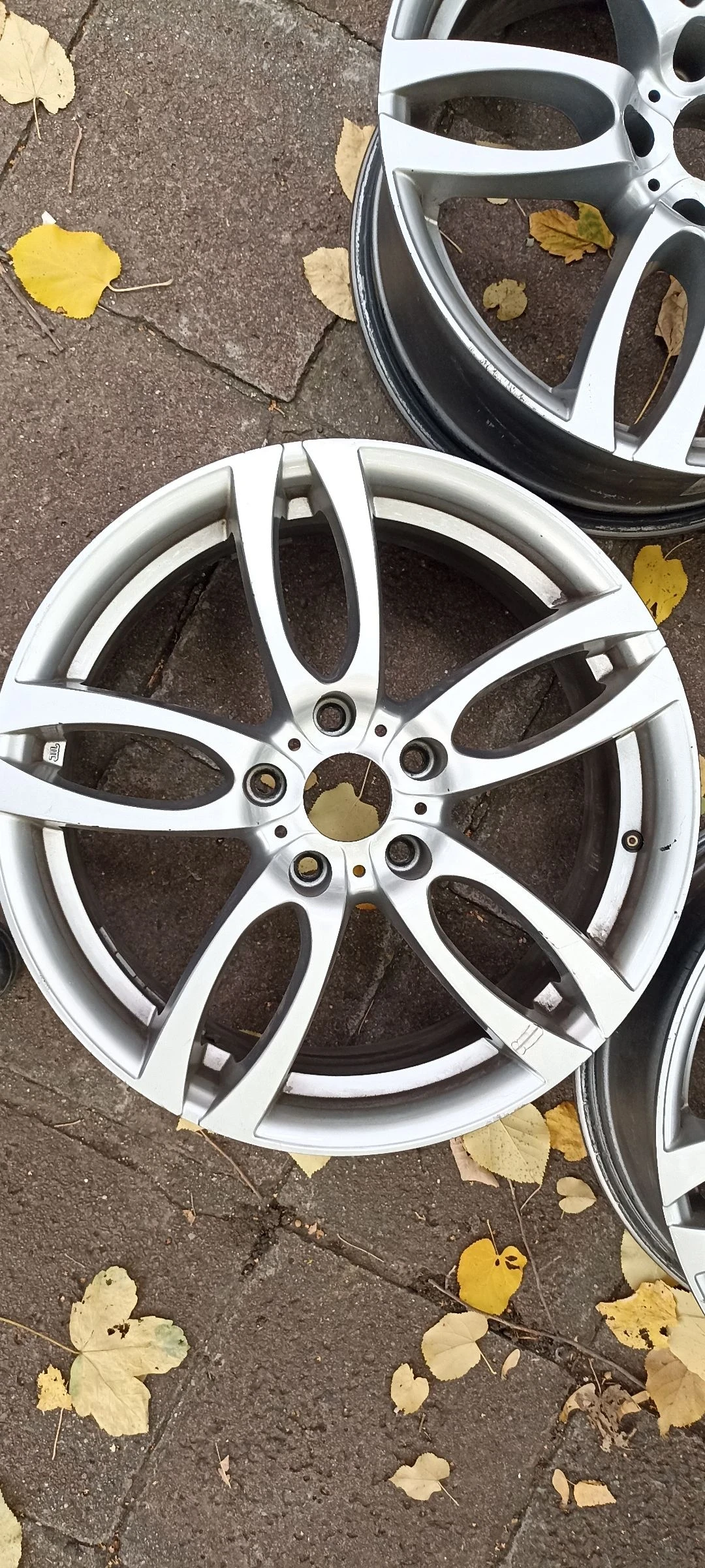 ������ �� BMW | Mobile.bg � ����������� 7