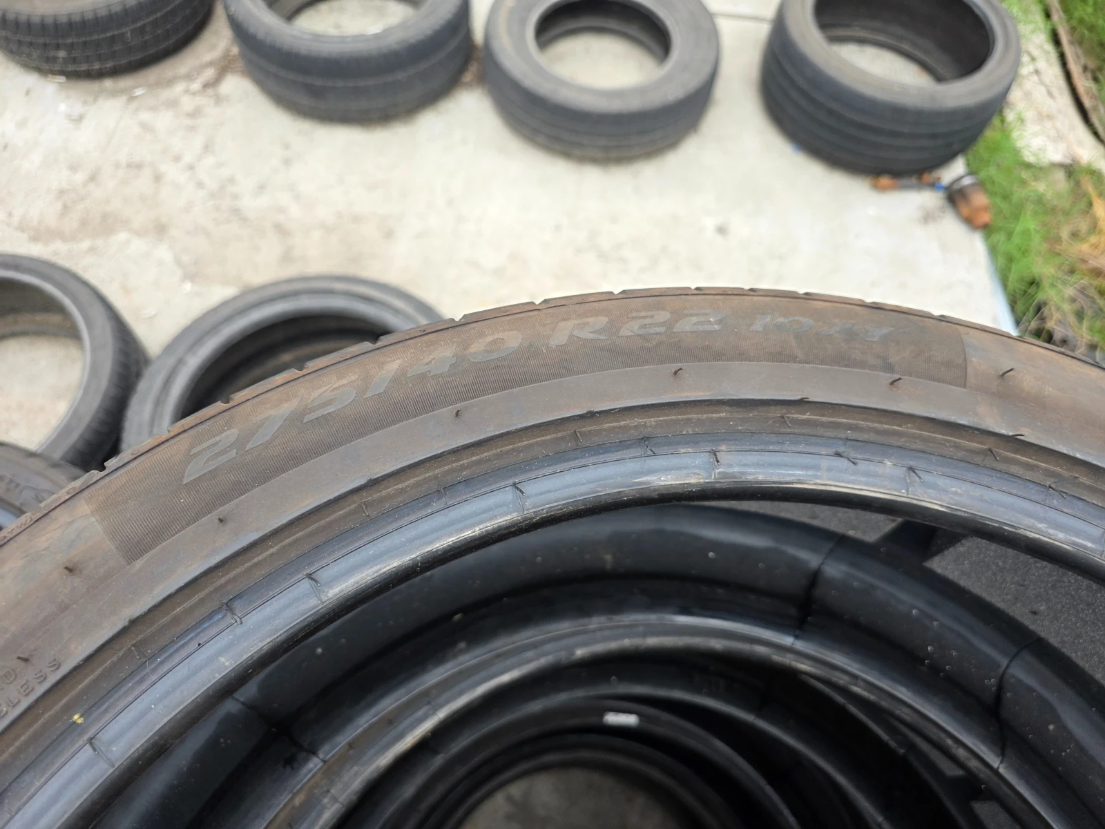 Гуми Летни 275/40R22, снимка 6 - Гуми и джанти - 55479086