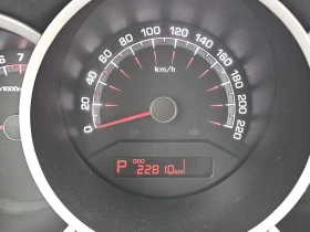 Kia Venga 1.6i--navi--automat, снимка 16