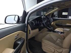 Kia Carnival 9-Seater Luxury, снимка 10