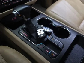 Kia Carnival 9-Seater Luxury, снимка 9