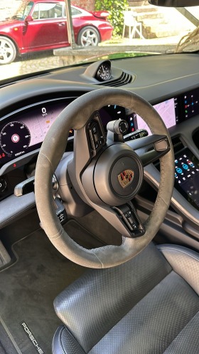 Porsche Taycan GTS Performance Plus Sport Turismo, снимка 9 - Автомобили и джипове - 45523640