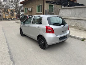 Toyota Yaris 1.0i Климатик, снимка 3