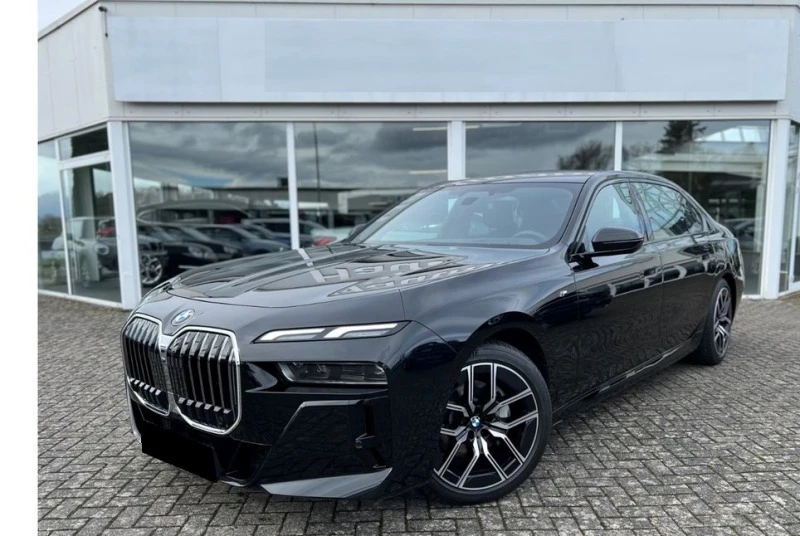 BMW 740 d xDrive M SPORT, снимка 1 - Автомобили и джипове - 45050452