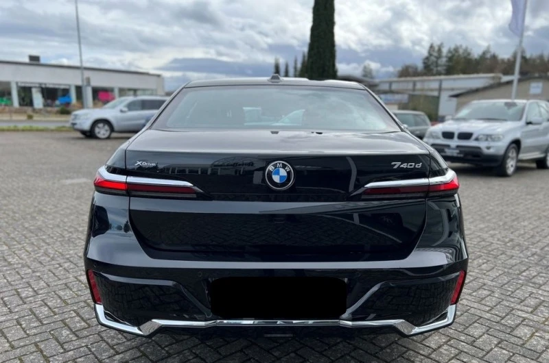 BMW 740 d xDrive M SPORT, снимка 3 - Автомобили и джипове - 45050452