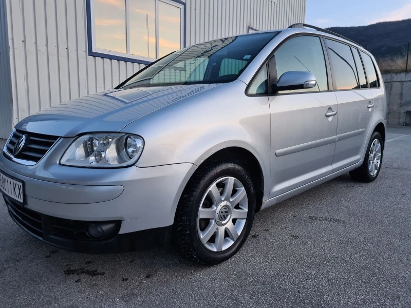 VW Touran 2.0TDi, снимка 1 - Автомобили и джипове - 47690229