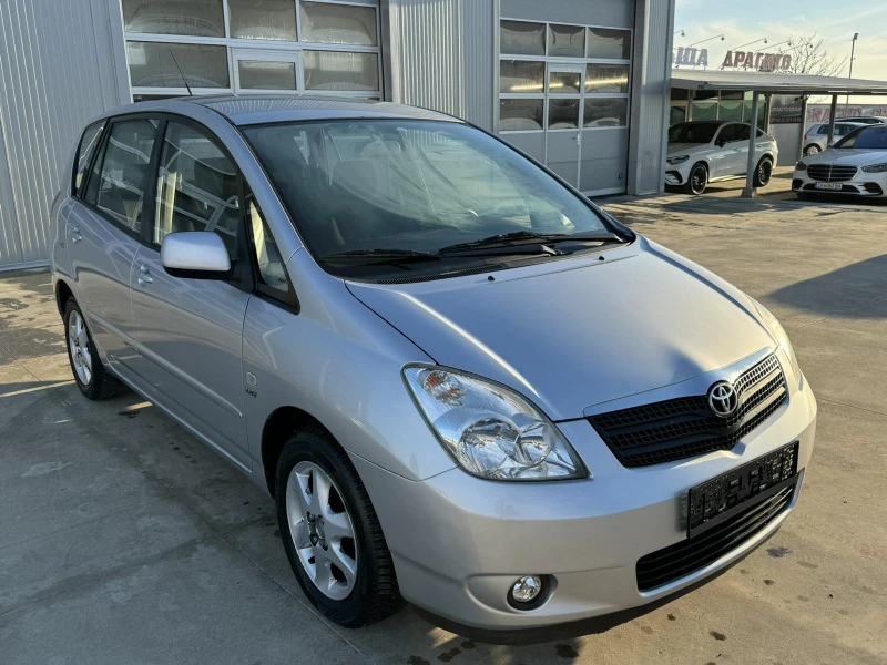 Toyota Corolla verso 110ps* Партроник* Климатроник* , снимка 7 - Автомобили и джипове - 48520286