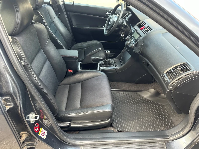 Honda Accord 2.0VTEC//FACELIFT//SPAIN/БЕЗ РЪЖДИ, снимка 13 - Автомобили и джипове - 48731610