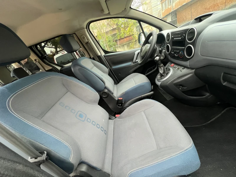 Citroen Berlingo 1.6 HDI, снимка 9 - Автомобили и джипове - 52350186