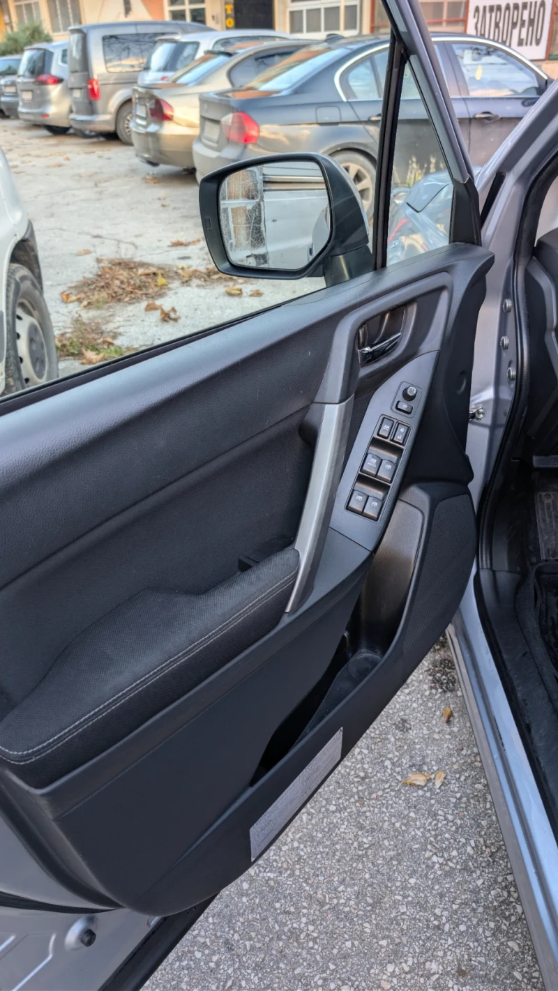 Subaru Forester, снимка 10 - Автомобили и джипове - 52623330