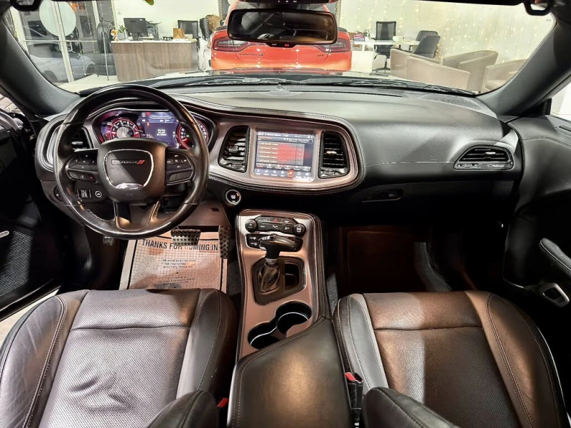 Dodge Challenger SXT* AWD* АвтоКредит* (ЦЕНА ДО БГ), снимка 5 - Автомобили и джипове - 53129920