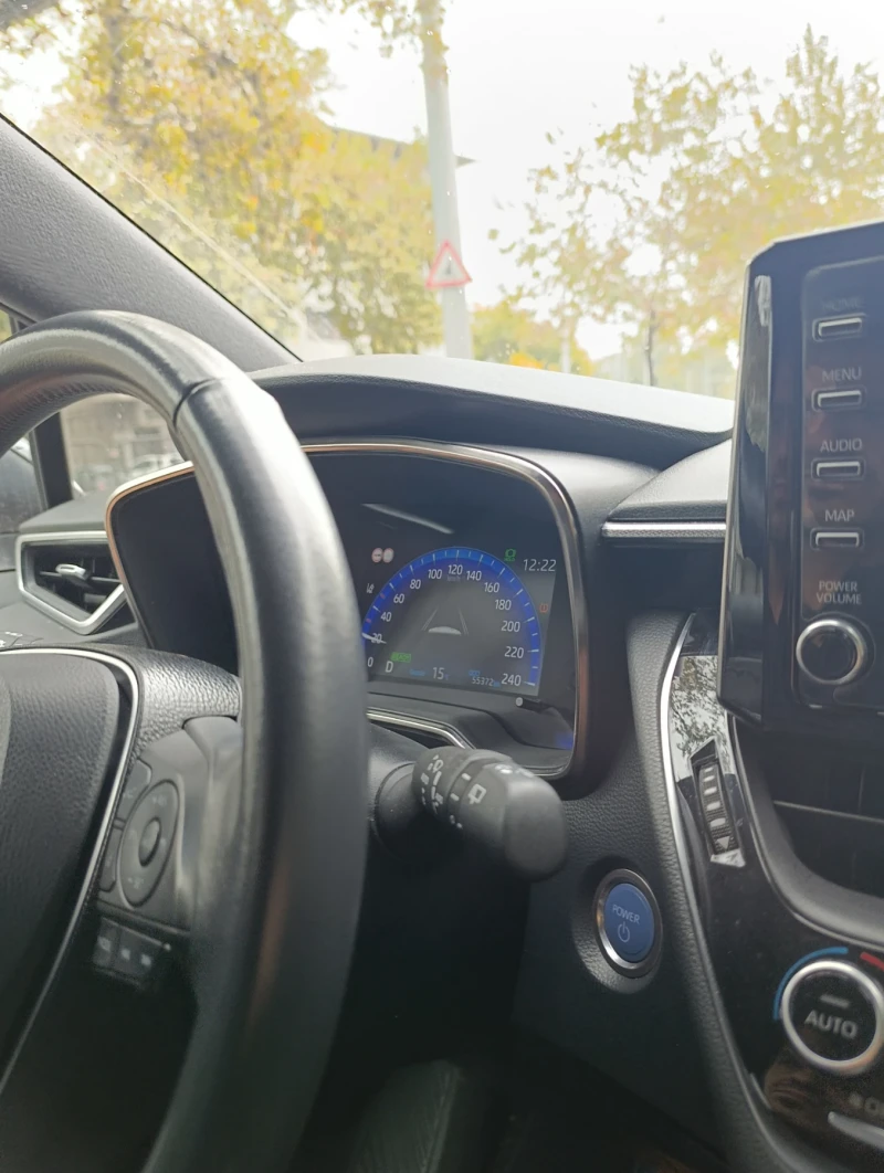 Toyota Corolla, снимка 3 - Автомобили и джипове - 53432609