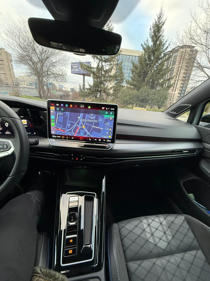 VW Golf 2.0TDI R-LINE PLUS/DSG/150/ГАРАНЦИЯ, снимка 10 - Автомобили и джипове - 53541849