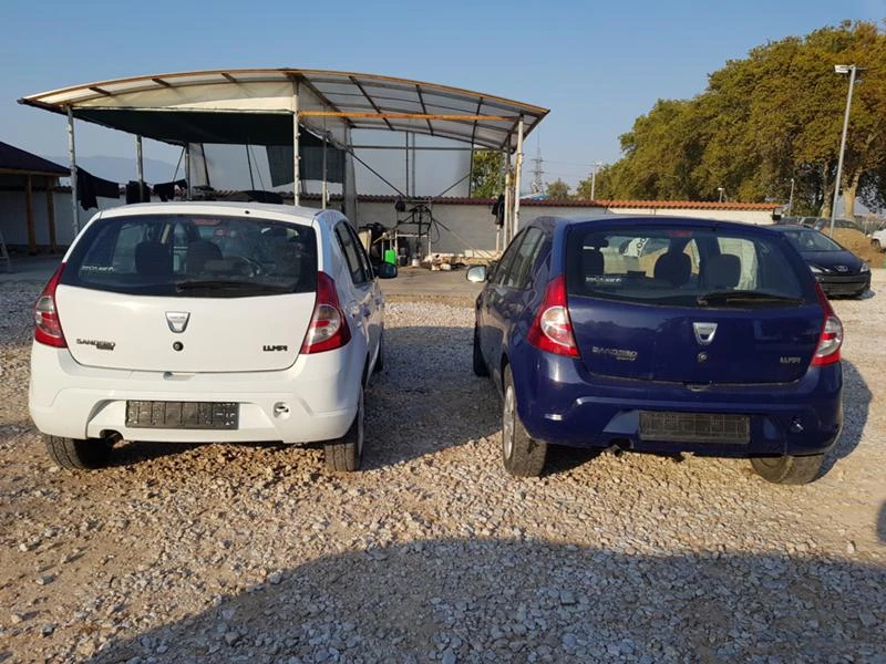 Dacia Sandero 1.4 MPI+ LPG, снимка 2 - Автомобили и джипове - 26796344