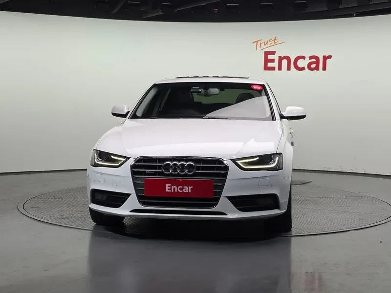 Audi A4 2.0 TDI Quattro Dynamic, снимка 3 - Автомобили и джипове - 54139295