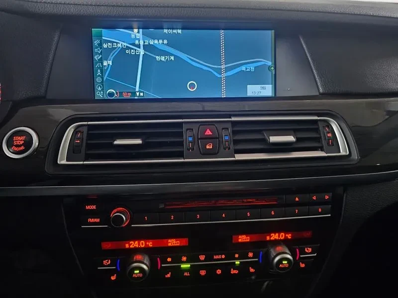 BMW 740 i, снимка 11 - Автомобили и джипове - 54219601