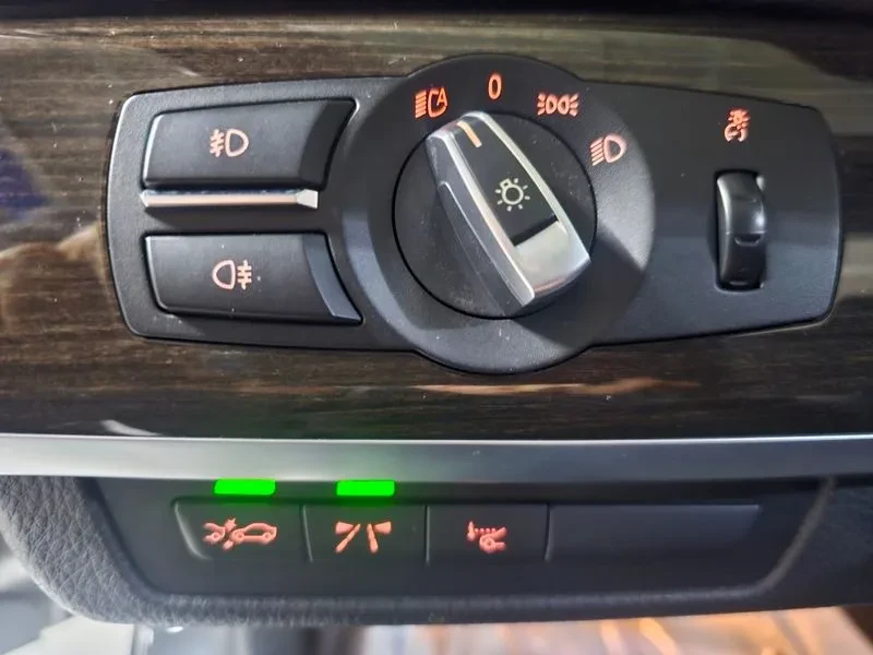 BMW 740 i, снимка 14 - Автомобили и джипове - 54219601