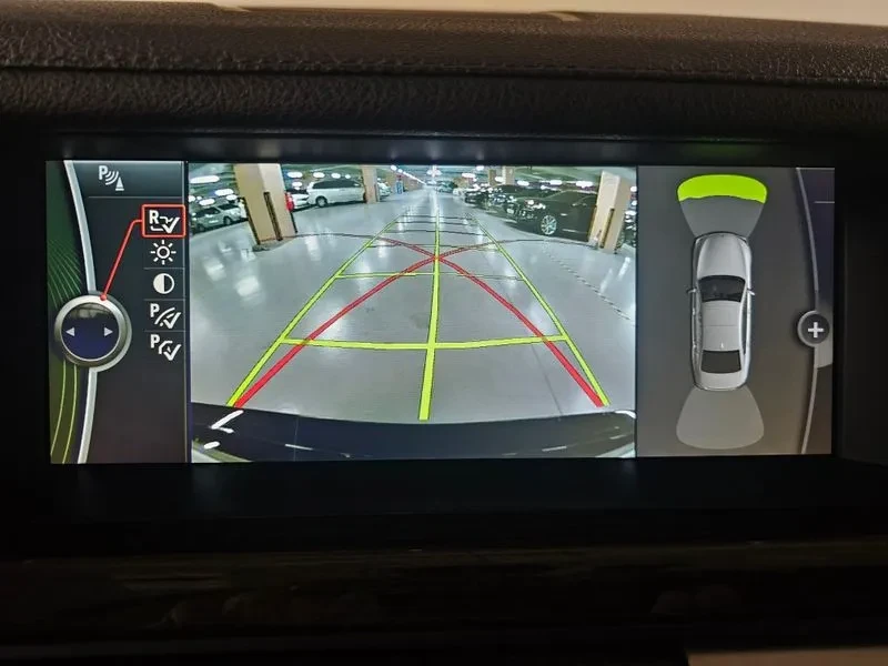 BMW 740 i, снимка 12 - Автомобили и джипове - 54219601