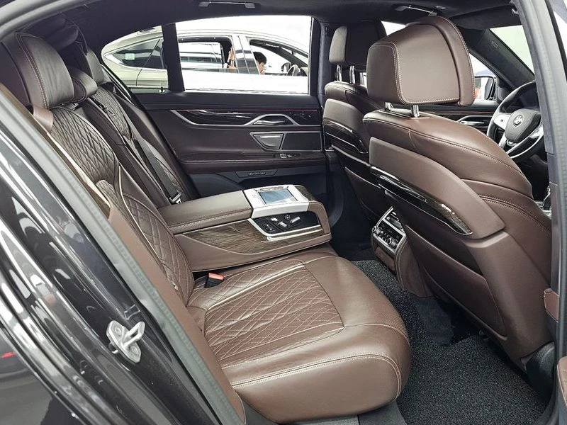 BMW 730 730D xDrive Design Pure Excellence Крайна Цена, снимка 12 - Автомобили и джипове - 55963896