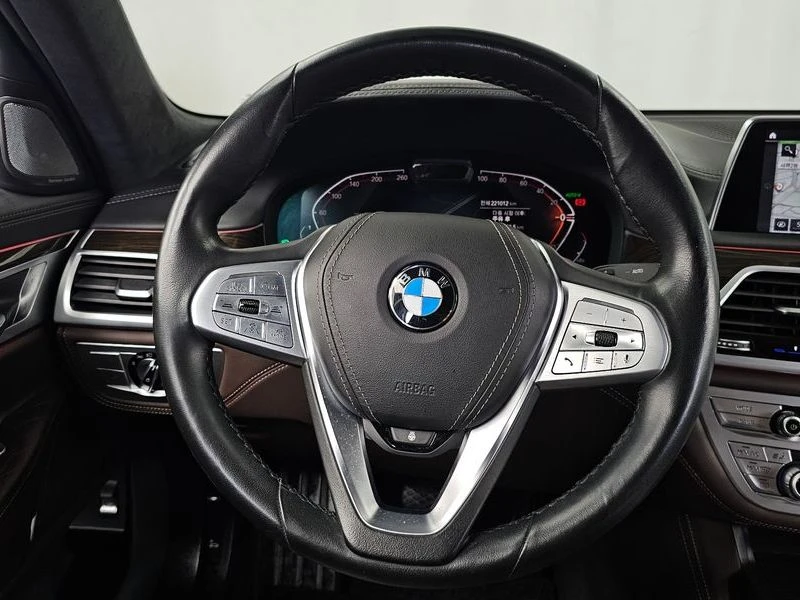 BMW 730 730D xDrive Design Pure Excellence Крайна Цена, снимка 13 - Автомобили и джипове - 55963896