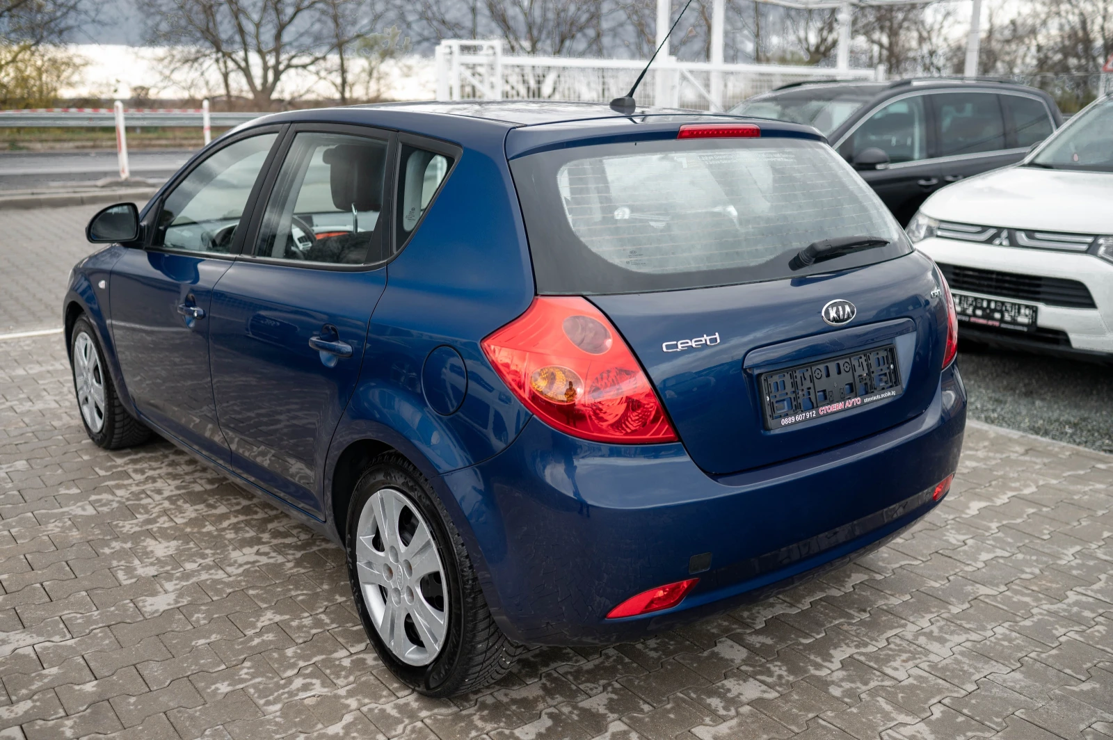 Kia Ceed 1.6* 90кс* Климатроник - изображение 6