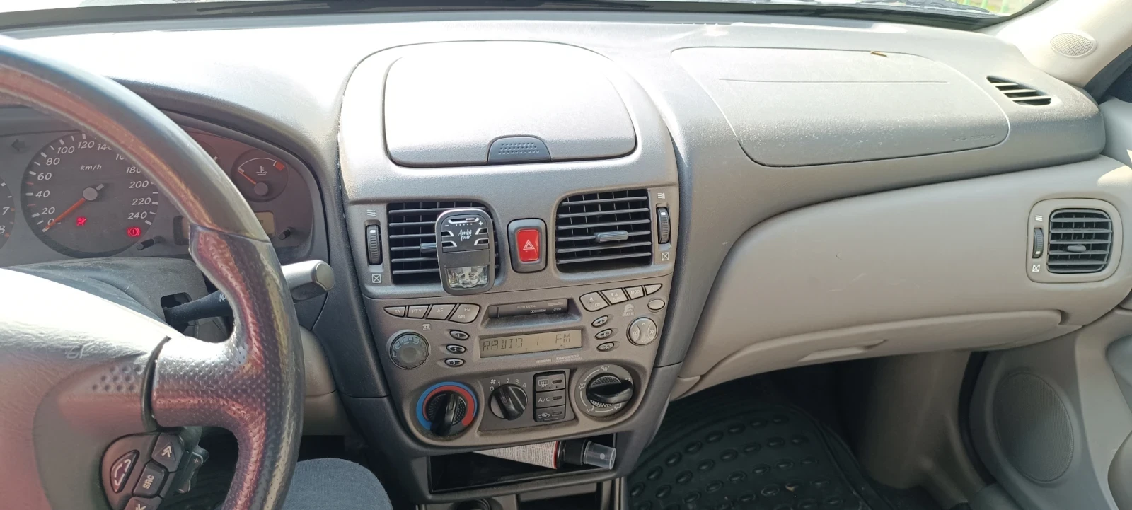 Nissan Almera Нисан Алмера 1.5 бензин - изображение 4