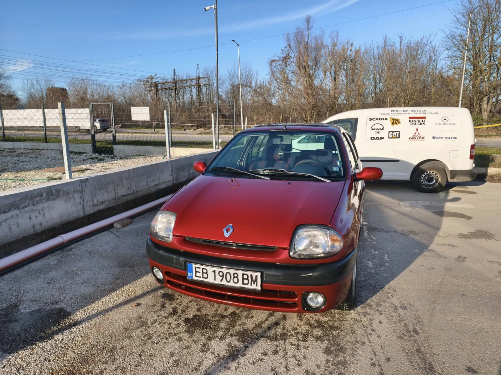 Renault Clio 1.4i - изображение 2