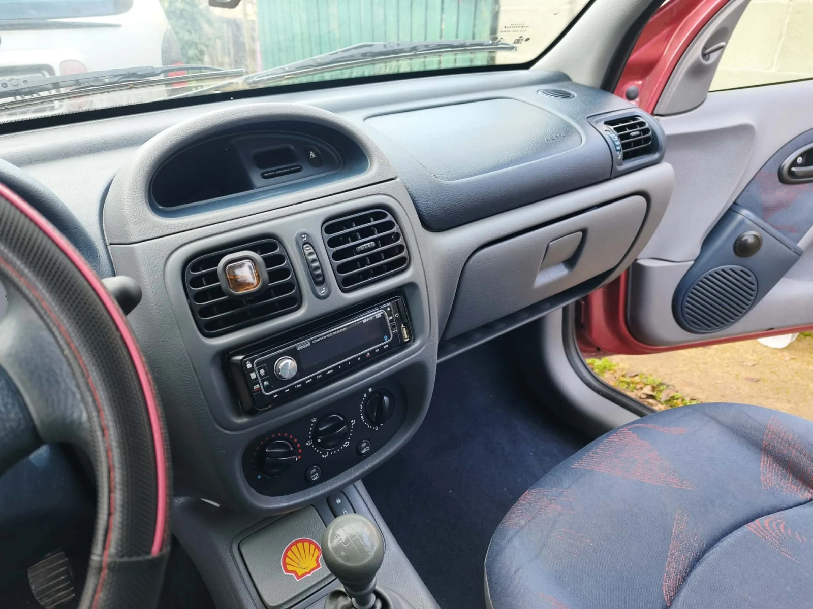 Renault Clio 1.4i - изображение 7